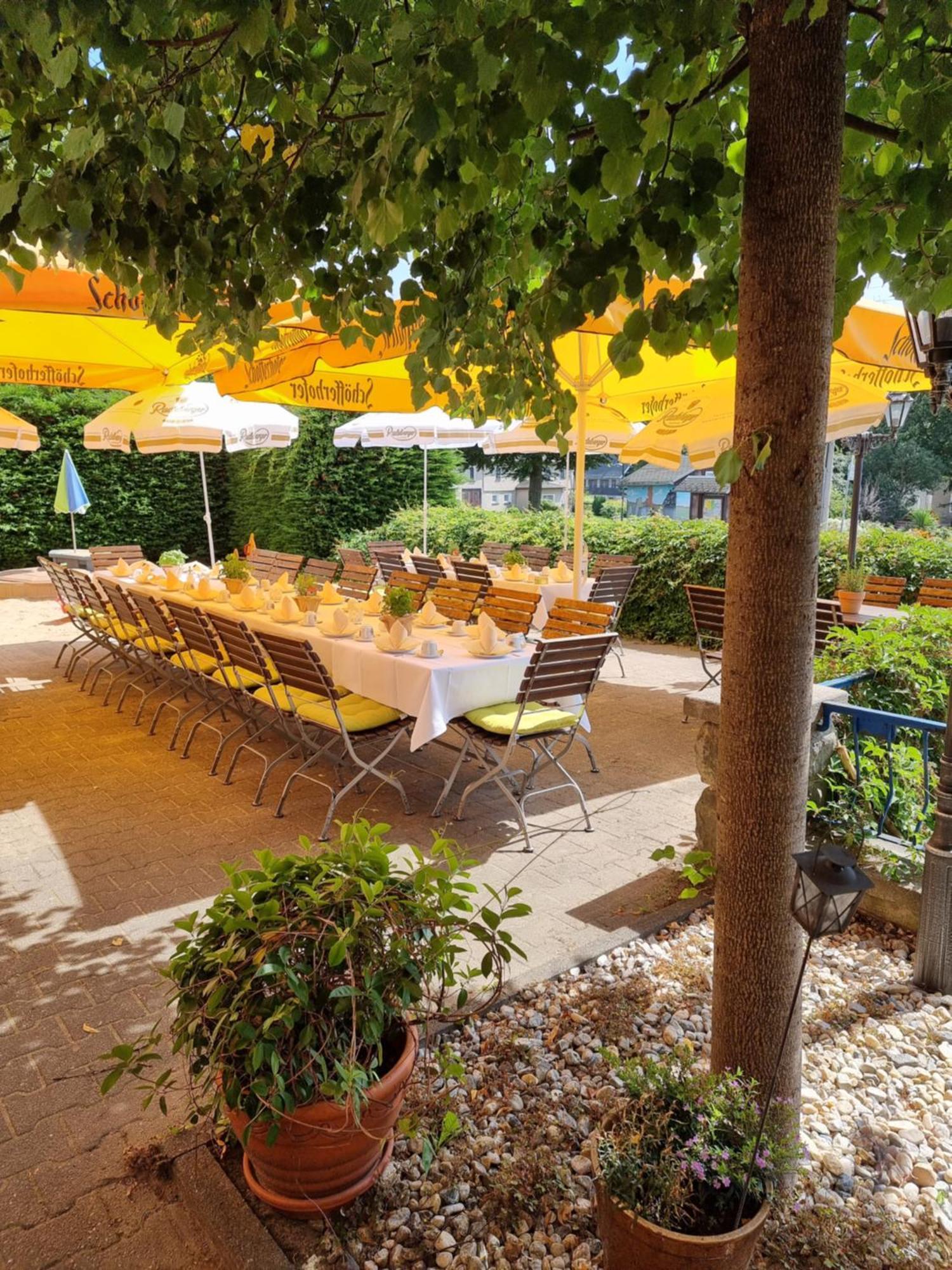 Landhotel Zum Erbgericht ชโตลเพน ภายนอก รูปภาพ